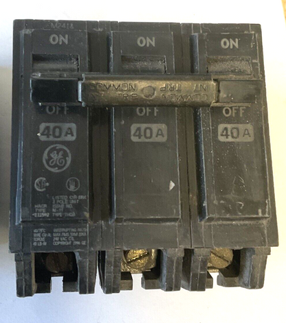 GENERAL ELECTRIC THQB 40A 3POLE CIRCUIT BREAKER ***LOTOF2***240VAC