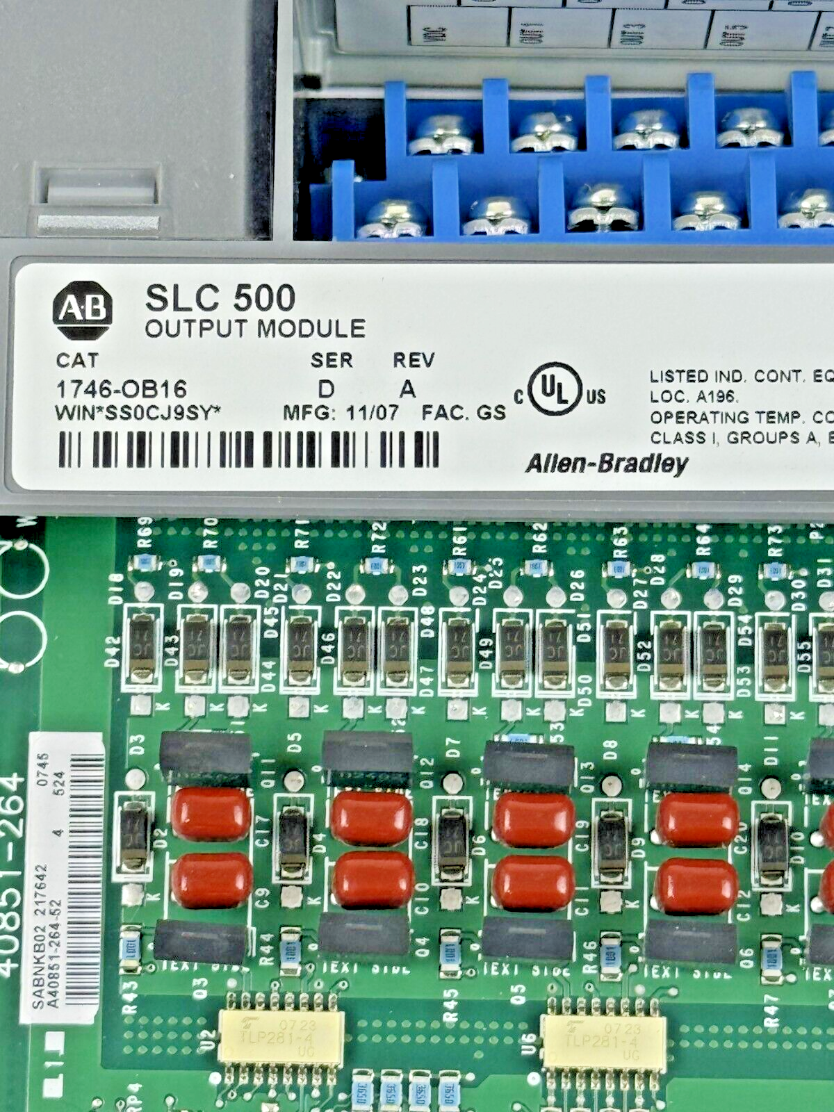 ALLEN-BRADLEY - 1746-OB16 SER. D REV. A - SLC 500 OUTPUT MODULE