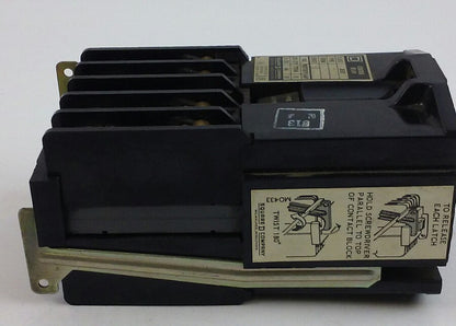 Square D 8501 G0-80 Series D A/C Control Relay Open Type 8 N.O. Contacts