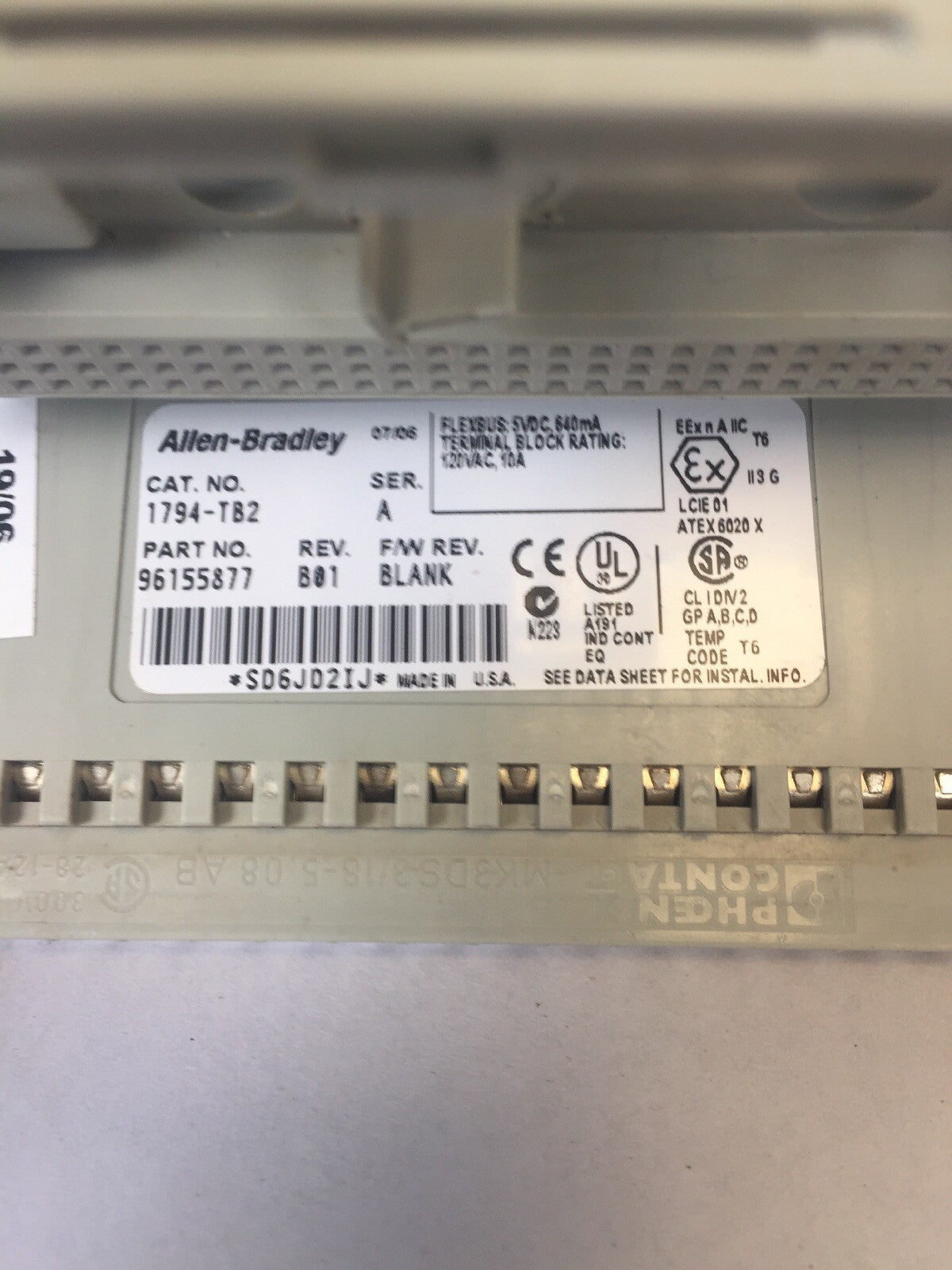 ALLEN BRADLEY 1794-TB2 I/O TERMINAL BLOCK SER A REV B01 F/W REV BLANK 5VDC