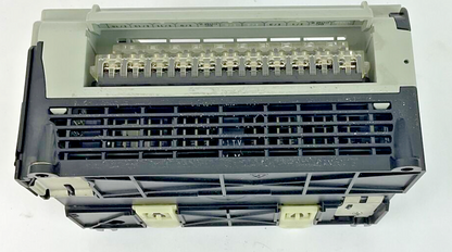 ALLEN BRADLEY 1764-28BXB BASE SER.B REV.A UNIT 1764-LRP PROCES. UNIT SER.C REV.B