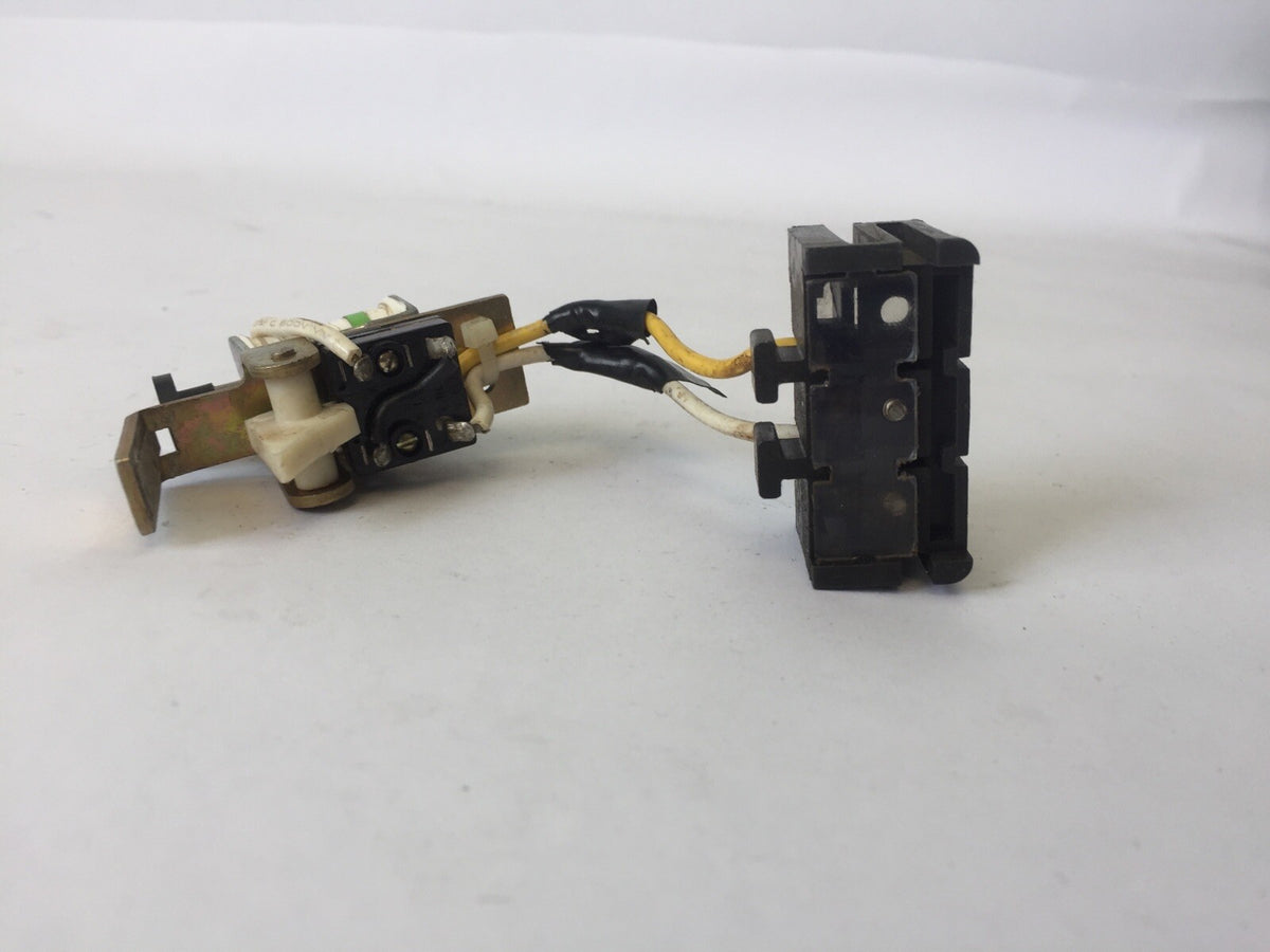 CUTLER HAMMER WESTINGHOUSE 6641C87G06 SHUNT TRIP SNT2T11K