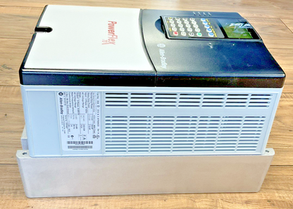 ALLEN BRADLEY 20AD014A3AYNANC0 POWER FLEX AC DRIVE 70 FRM 5.001