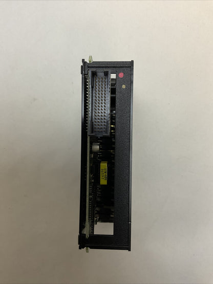ALLEN BRADLEY 1756-OB16D SER A FW 3.2 CONTROL LOGIX 16 POINT D/O MODULE