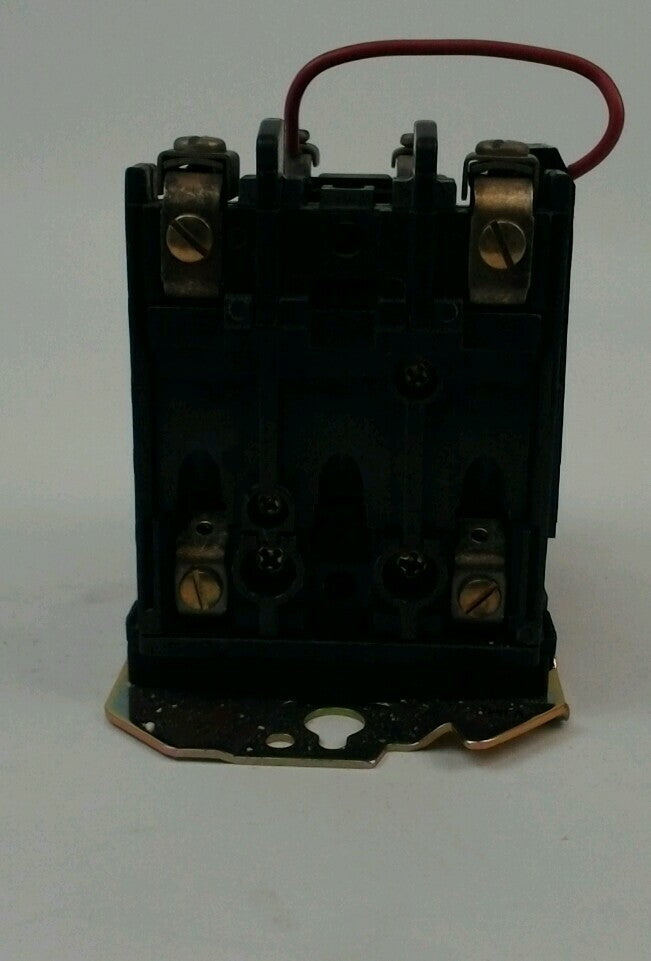 ALLEN-BRADLEY 500F-AOB920 / AC CONTACTOR / SIZE 0 / 2-POLE / NO CONTACTS