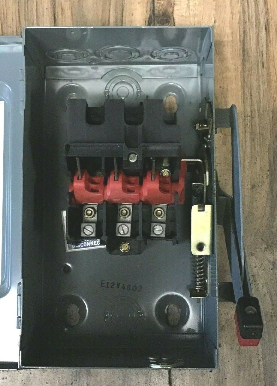 SQUARE D HU361 SAFETY SWITCH SER.E1 30A  NON FUSIBLE 600VAC/VDC 600VAC/VDC 30HP