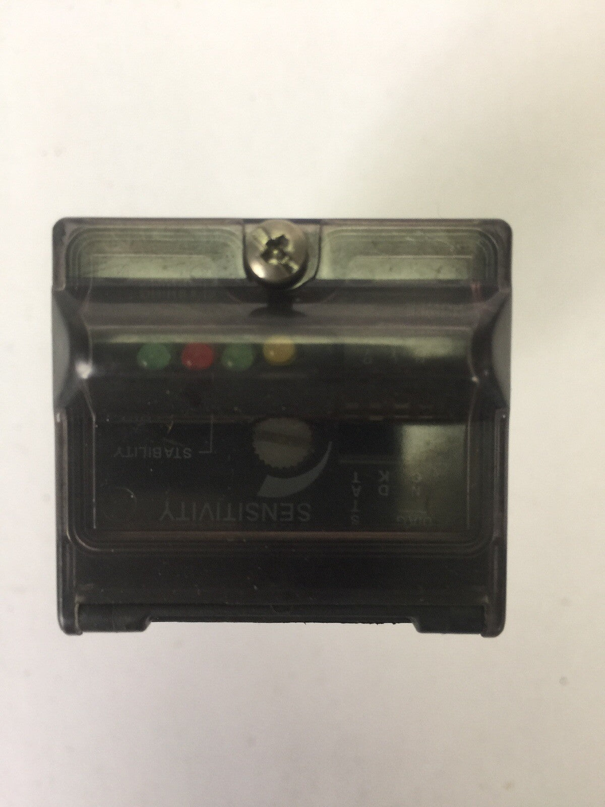 ALLEN BRADLEY 42GDP-9004-QD8 PHOTOSWITCH DIFFUSE DIAGNOSTIC SENSOR 90-264VAC
