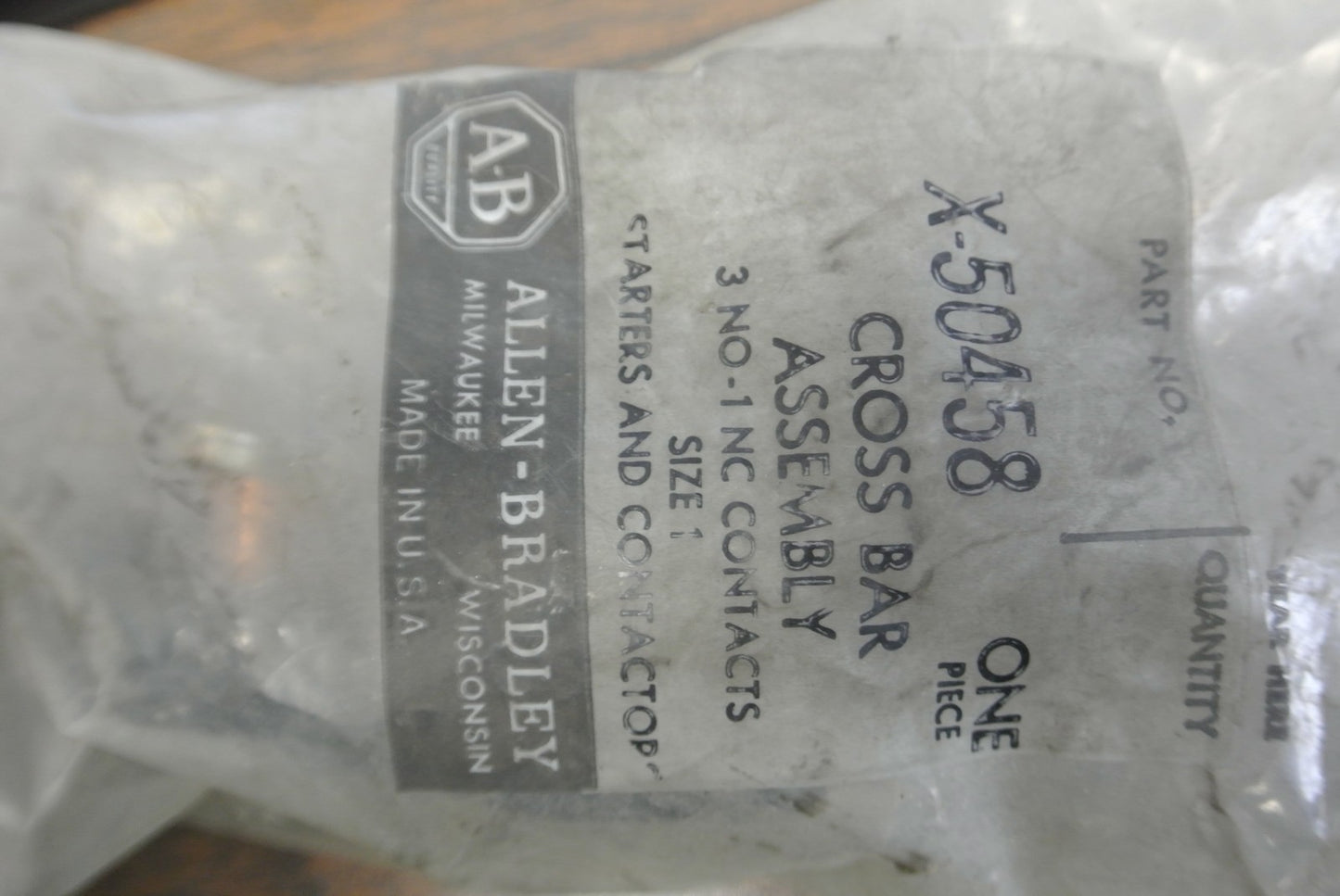 ALLEN-BRADLEY X-50458 CROSS BAR ASSEMBLY / 3 N.O. / 1 N.C. / SIZE 1  NEW SURPLUS