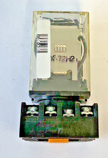 OMRON MK2PN-S RELAY 10A   W/YOUNG NDS 8 BASE 300V 10A** LOTOF2**
