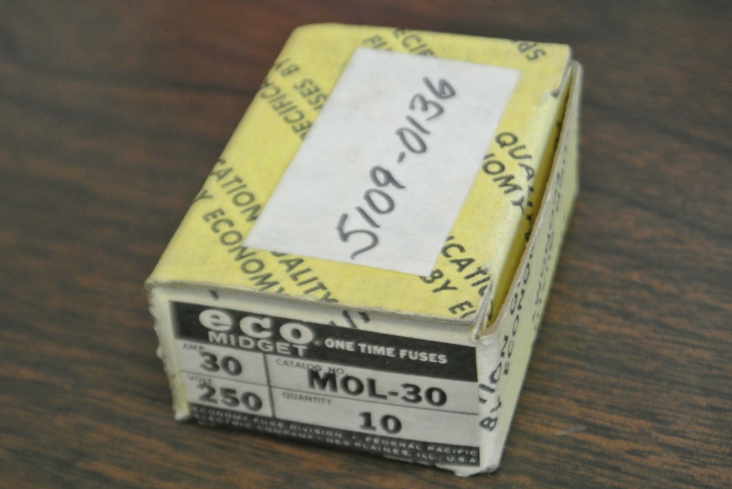 BOX of 10 / ECONOMY / FPE MOL-30 MIDGET ONE-TIME FUSE / 30A / 250V