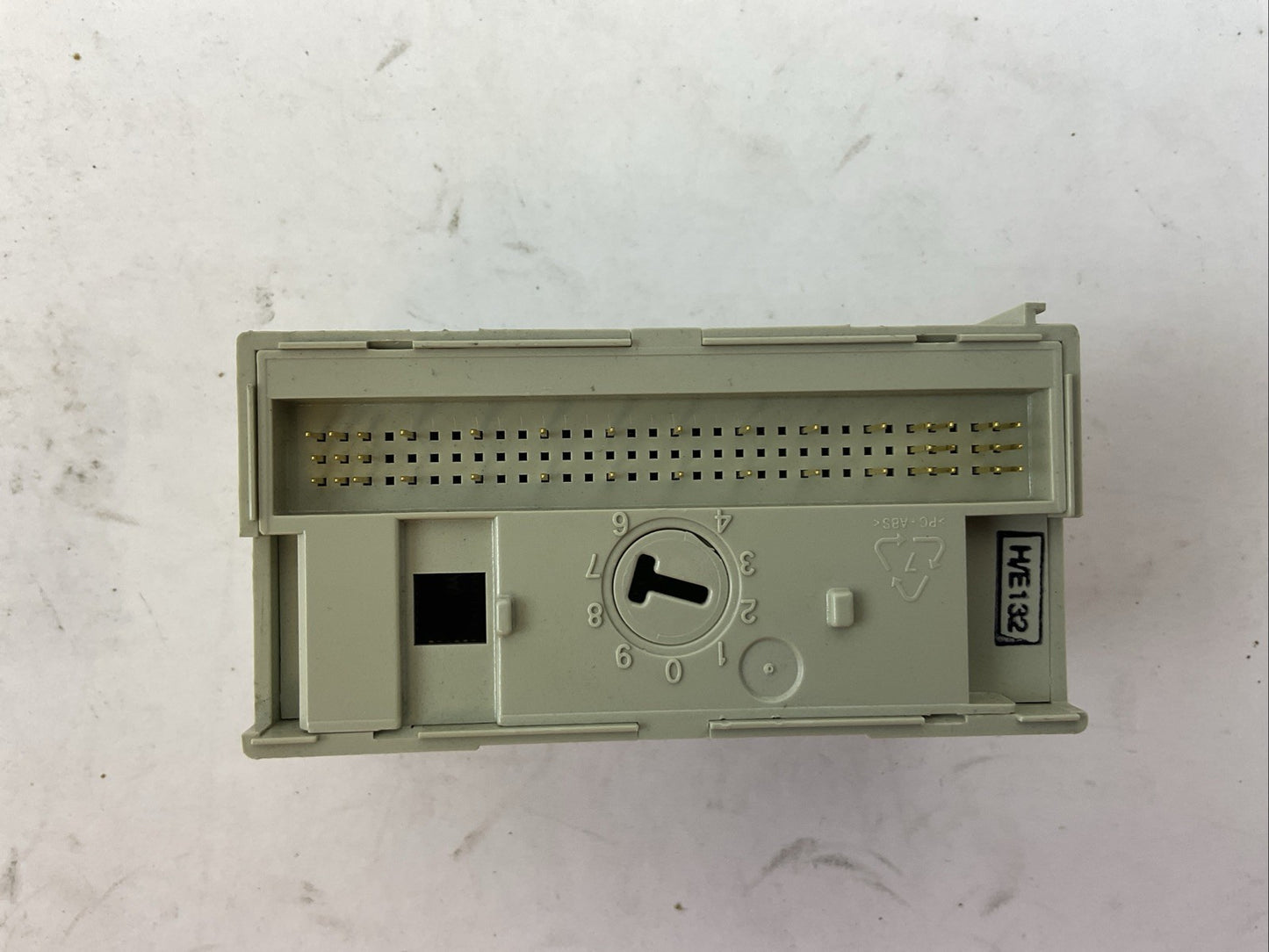 ALLEN BRADLEY 1794-OB16 SER A REV B01 OUTPUT MODULE