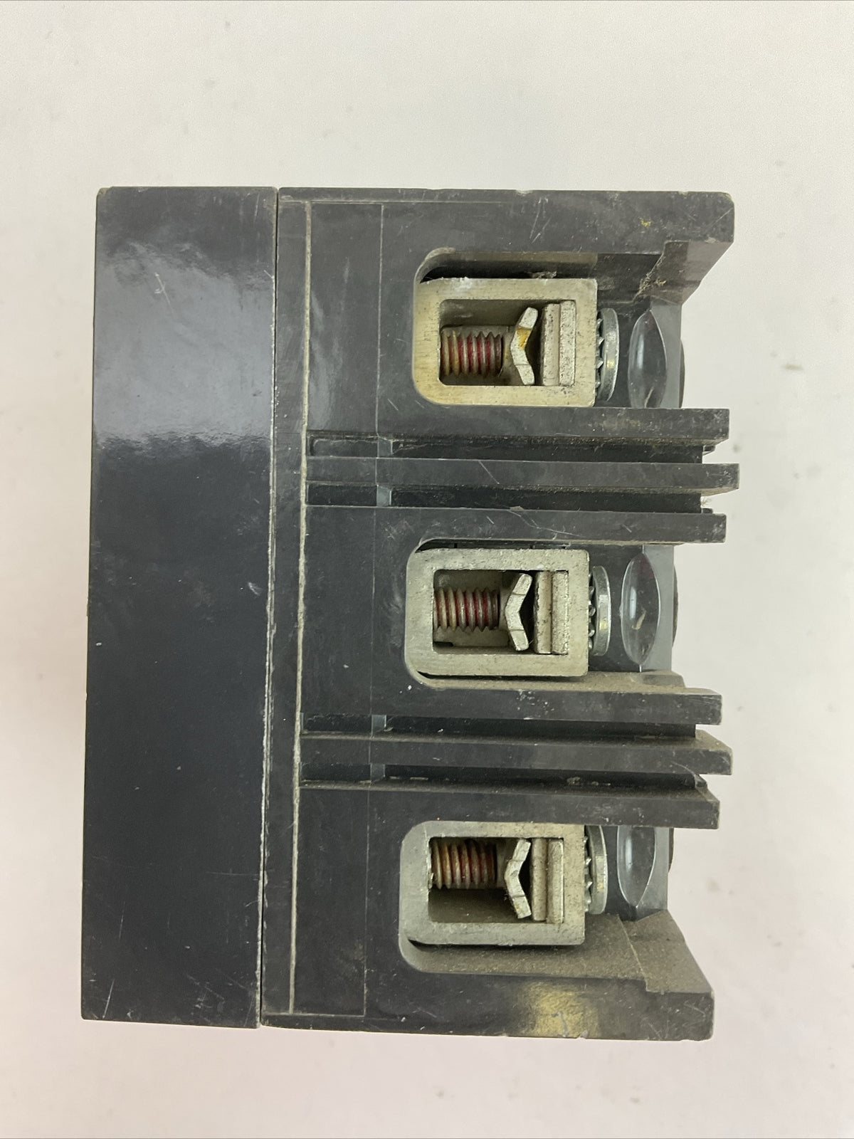 GE TED136040 40AMP 600VAC 250VDC 3POLE CIRCUIT BREAKER