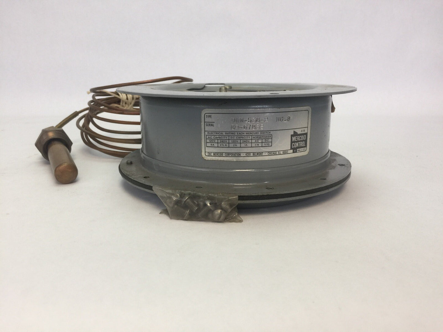 MERCOID CONTROL DAW-538-2 RG.8 PRESSURE SWITCH 240V AC/DC 1/8HP AC 1/10HP DC