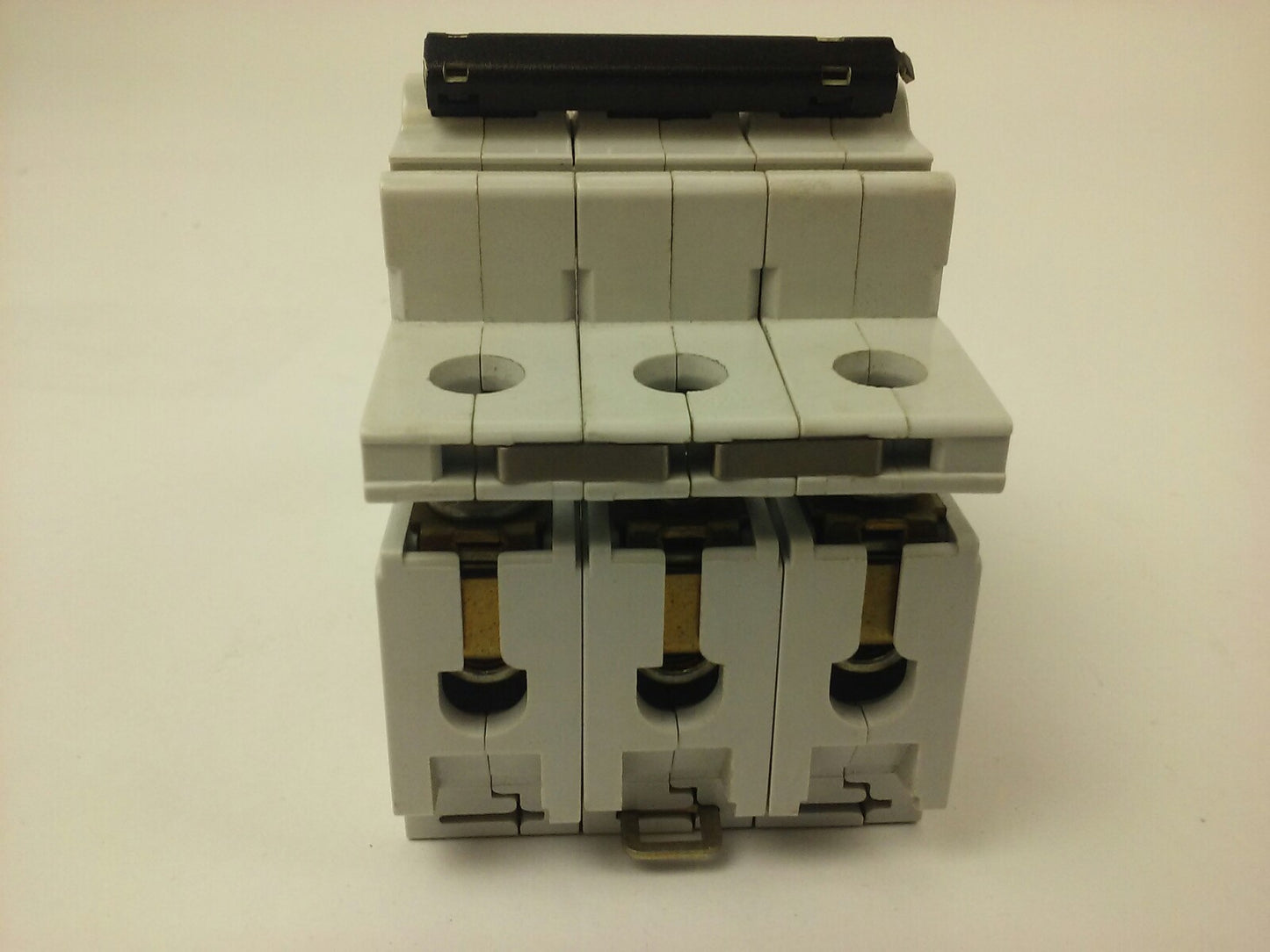 ABB S273, CIRCUIT BREAKER, K 16A, 3POLE, 277/480VAC, MAX 440, 10KA, VDE0660, NEW