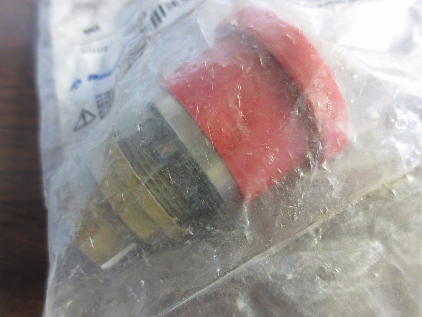ALLEN-BRADLEY 800EM-MP24, Ser. A - MUSHROOM PUSH BUTTON - RED - NEW SURPLUS