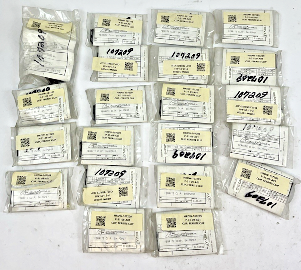FERRITE 0443164251 CLIP MED. CABLE 0.250****LOTOF22****