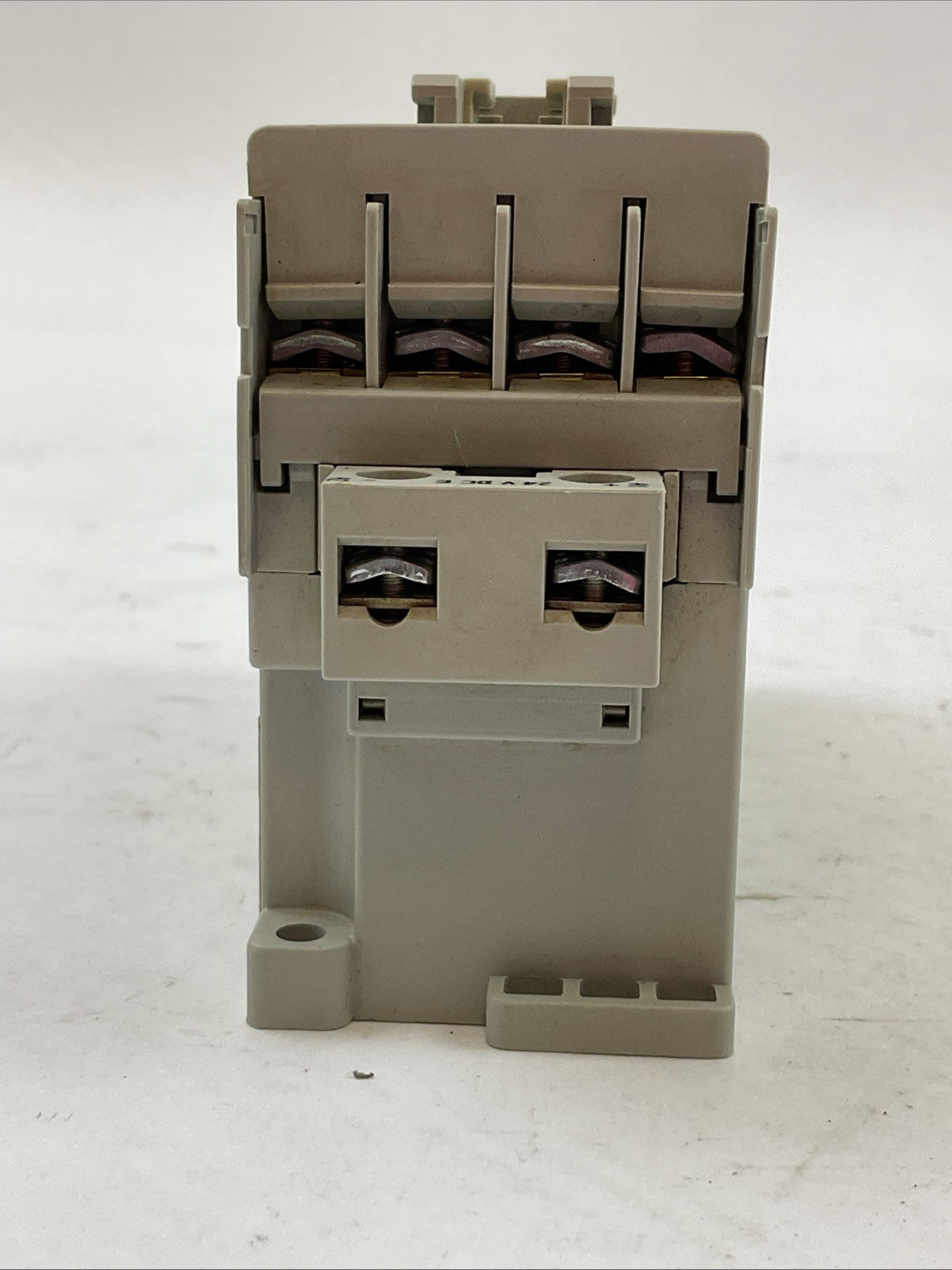 ALLEN BRADLEY STARTER (300-AOE*930 SER C COIL 24VDC + 193-ED1CB 1.0-5.0A SER C)