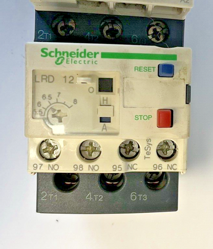 SCHNEIDER ELECTRIC LC1 D09 W/ LRD 12 CONTACTOR OVERLOAD RELAY 25A 690V 50/60HZ