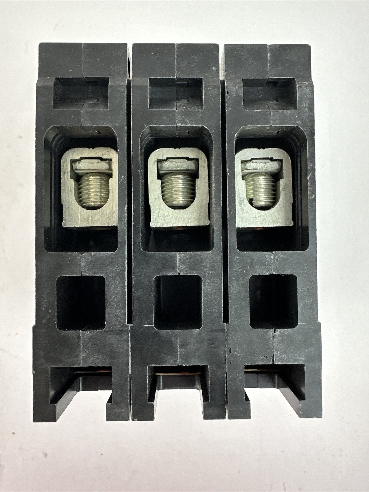 SIEMENS ITE E23B030 MOLDED CASE CIRCUIT BREAKER 30A 3P 240VAC