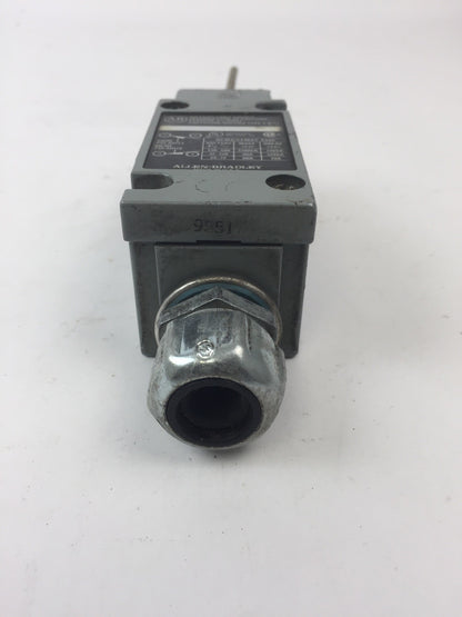 ALLEN BRADLEY OILTIGHT LIMIT SWITCH ENCLOSURE TYPE 4 & 13