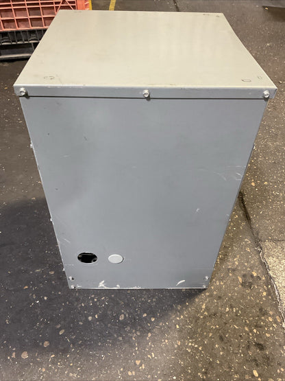 SQUARE D EE45T3H TRANSFOMER 45kVA H.V. 480 54A 60HZ L.V. 208Y/120 125A