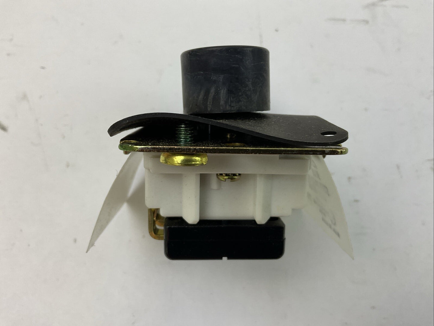 SQUARE D CLASS 9001 TYPE B43 SER B STANDARD DUTY 600V PUSH BUTTON