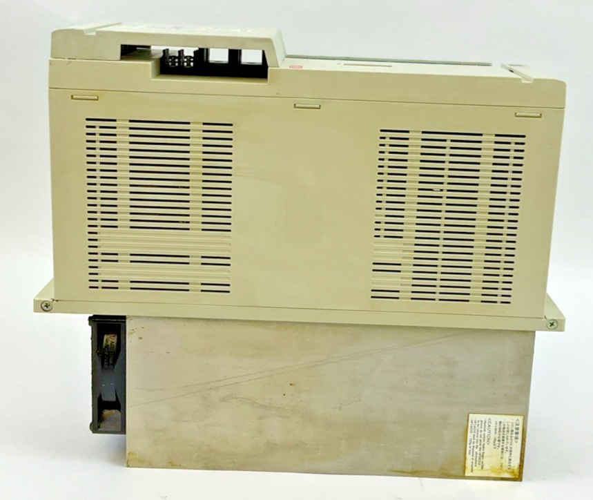MITSUBISHI MDS-CH-V1-70 SERVO DRIVE UNIT 7KW 648V H/W VER.N 15A 240HZ