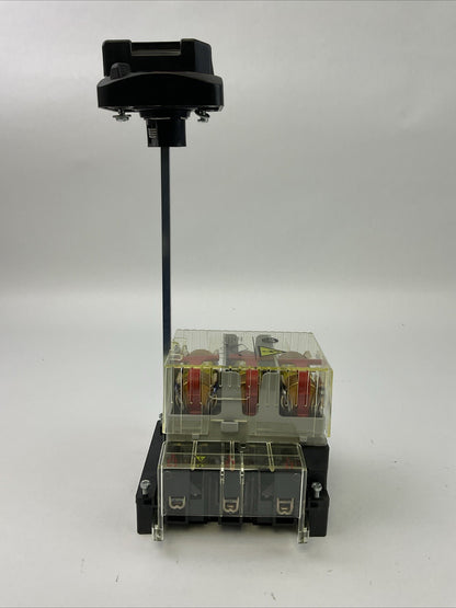 ALLEN BRADLEY 194R-NJ060P3 SER B DISCONNECT SWITCH 194R-HS4 SER A OPERATING HAND