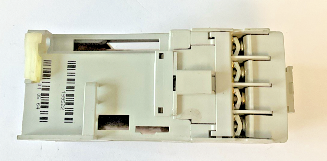 ALLEN BRADLEY 100-C16*D10 CONTACTOR SER.B 600VAC 30A