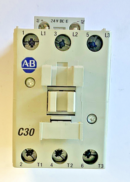 ALLEN BRADLEY 100-C30E*00 CONTACTOR SER.C 600VAC 55A