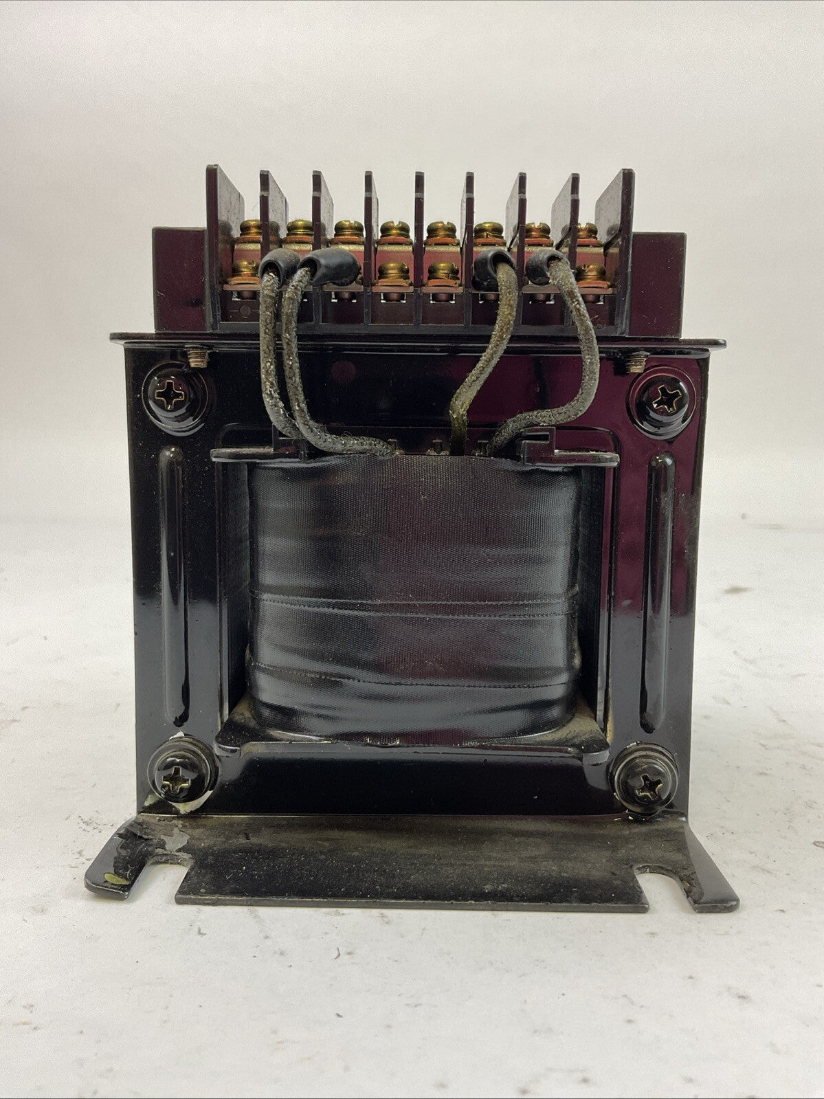 NUNOME ELECTRIC NESE300AX TRANSFORMER 300VA 3PH 50/60HZ PO 120V SO 100V