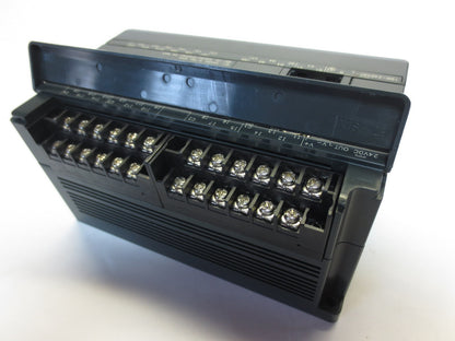 GE FANUC IC200UDR005-BG VERSAMAX MICRO CONTROLLER 24VDC