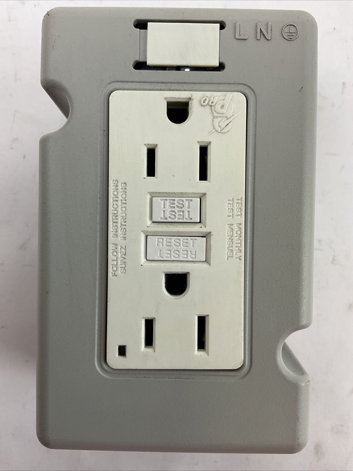 ALLEN BRADLEY 1492-REC15G GFCI RECEPTACLE 15A 125V 50/60HZ SER A