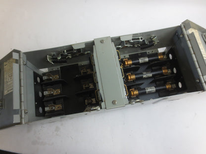 I-T-E SIEMENS V7E3611 TWIN VACU-BREAK PANELBOARD SWITCH, 600VAC, 30A, 3-POLE