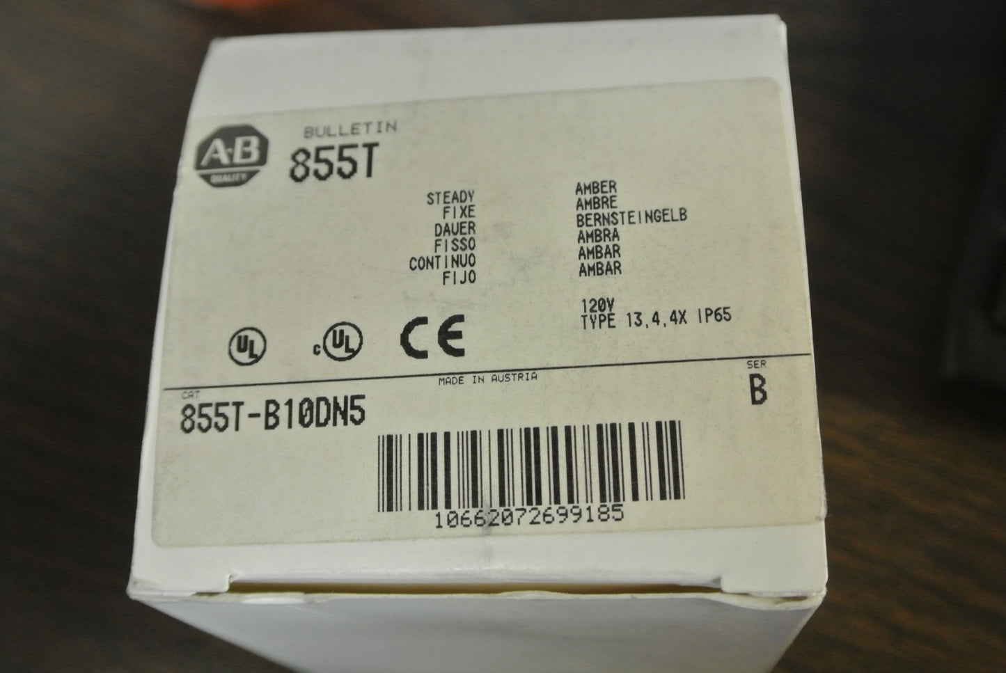 ALLEN-BRADLEY 855T-B10DN5 AMBER STACK LIGHT STEADY 120VAC *NO GASKET/RING*