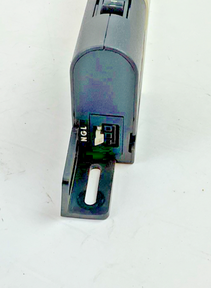 HOFFMAN LF120V15 INDUSTRIAL PANEL LIGHT 115VAC .13A 50/60HZ ***LOTOF2***