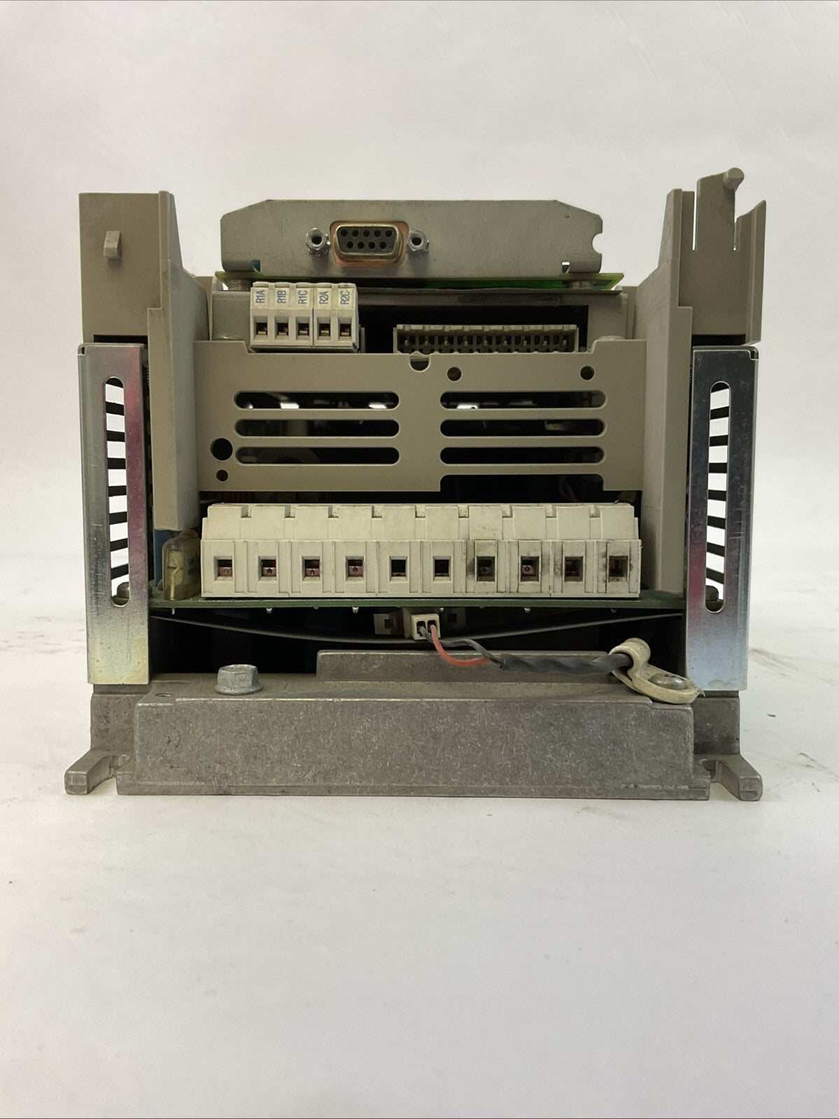 TELEMECANIQUE ATV58PU41N4S AC DRIVE 380/500V V3.