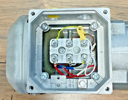 SEW-EURODRIVE WA30DRS71S4 GEAR MOTOR 1700/62RPM DUTY:CONT-S1  HP .50 RATIO 27.50