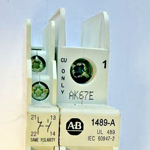 ALLEN BRADLEY 1489-A1C030 CIRCUIT BREAKER SER.A W/ 1489-ABH12 SER.A