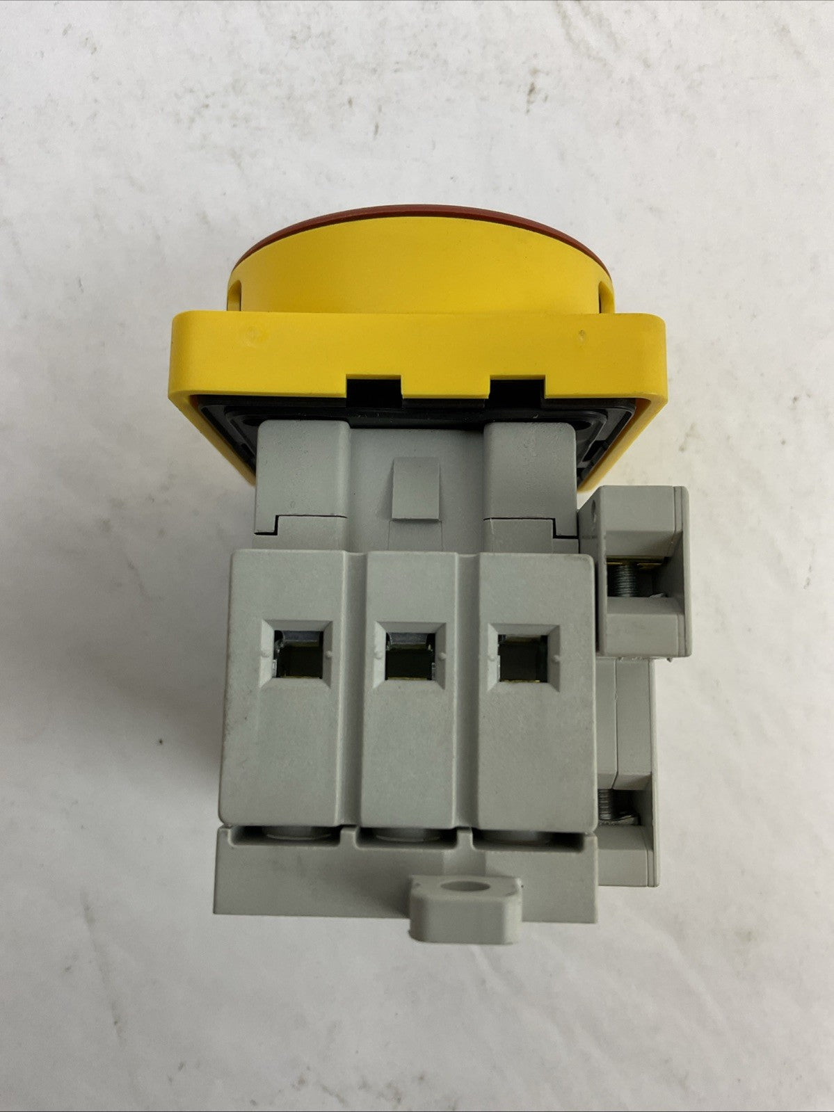 ALLEN BRADLEY 194E-E16-1753 SER C 600VAC 16A DISCONNECT SWITCH 194E-E-P11 SER B