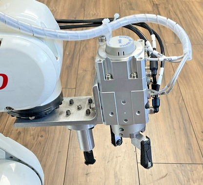 DENSO WAVE VP-6242M CONTROLLER RC7M-VPG5 3.352M/VCAA-BN ROBOT ARM 71PSI