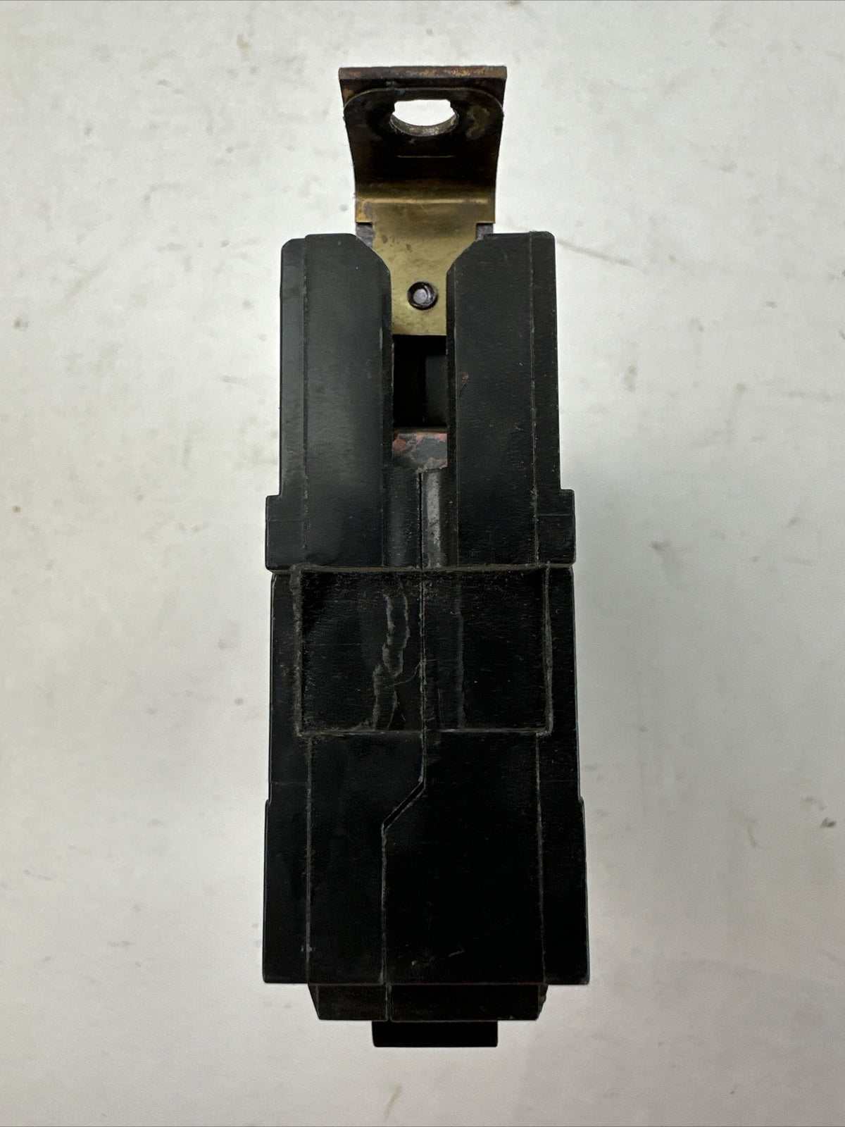 GE THQB130 CIRCUIT BREAKER 30AMP 1POLE 120/240VAC