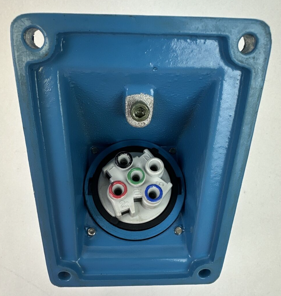 MELTRIC DSN20 20A 480VAC TYPE 4X 63-14043-843-NC RECEPTACLE/CONNECTOR