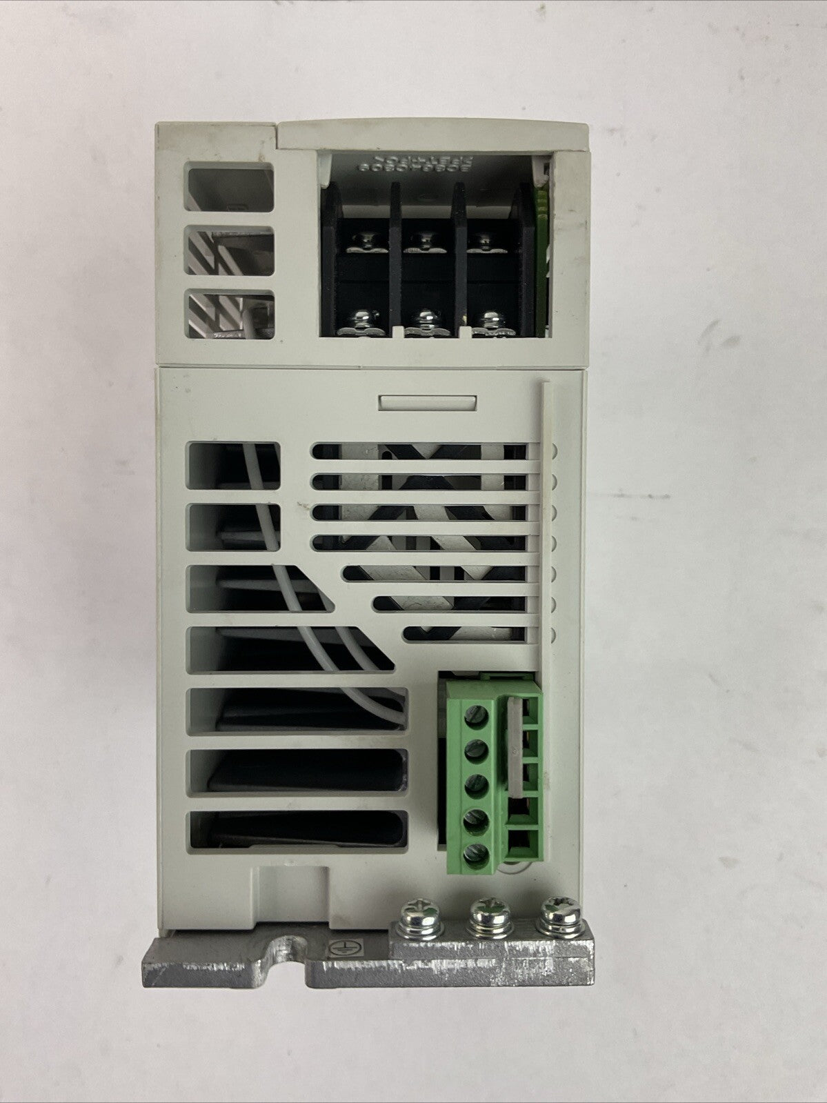 MITSUBISHI MR-J2S-40A AC SERVO DRIVE OUTPUT 170VAC 0-360HZ 2.8A