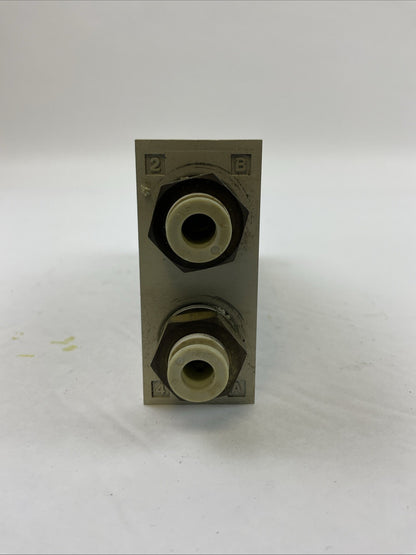 SMC MANIFOLD VALVE VQ 4000 (LOT OF 3)