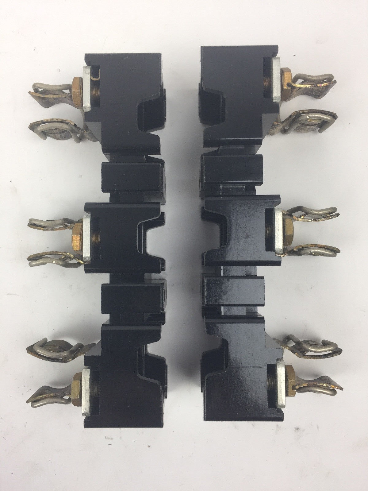 ALLEN BRADLEY 1491-N226 FUSE BLOCK 31-60 AMPS 250 VOLT 3 POLE SERIES A