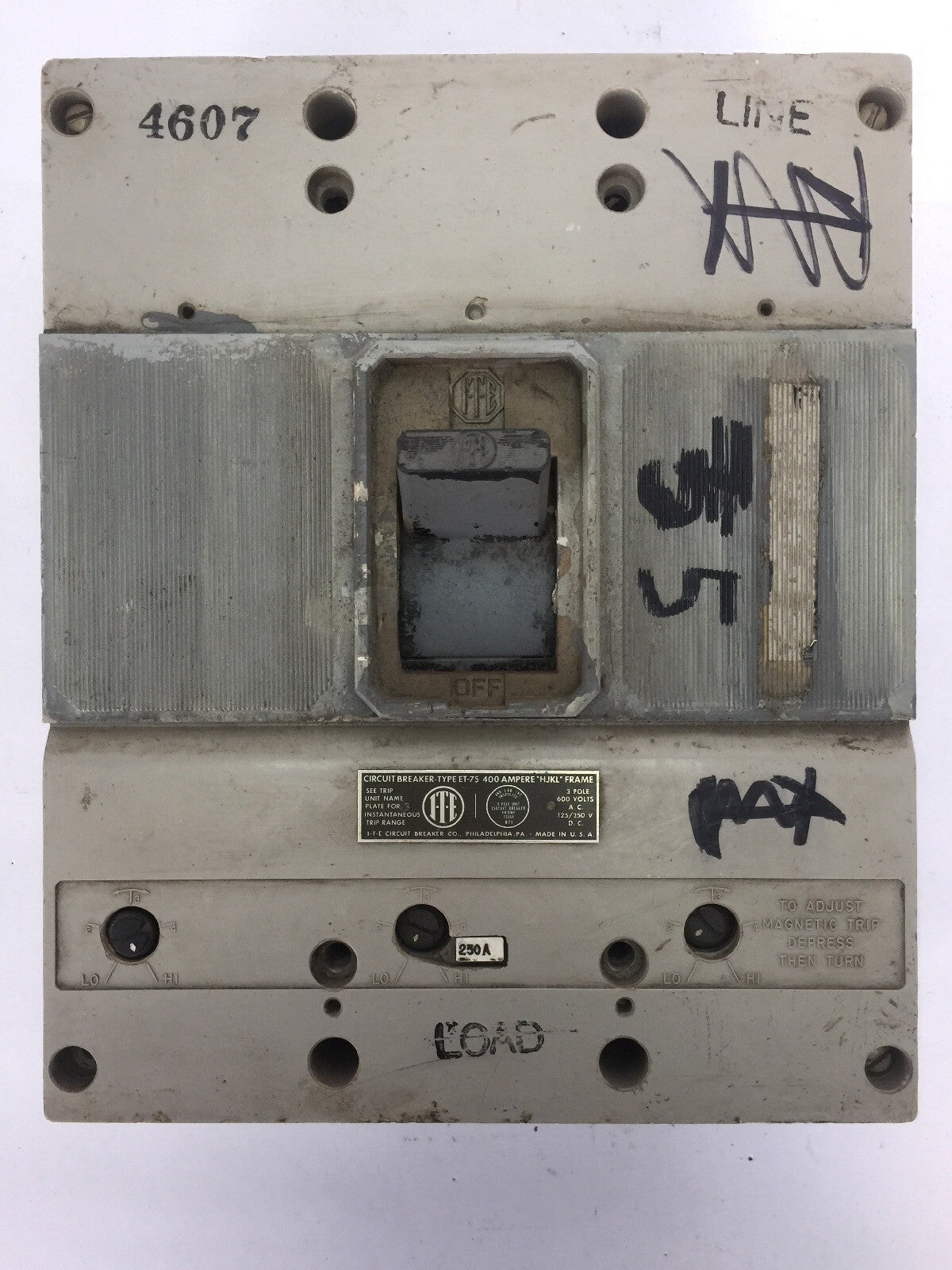 ITE CIRCUIT BREAKER TYPE ET-75 400AMP HJKL FRAME 600VAC 125/250VDC 3P 250A TRIP
