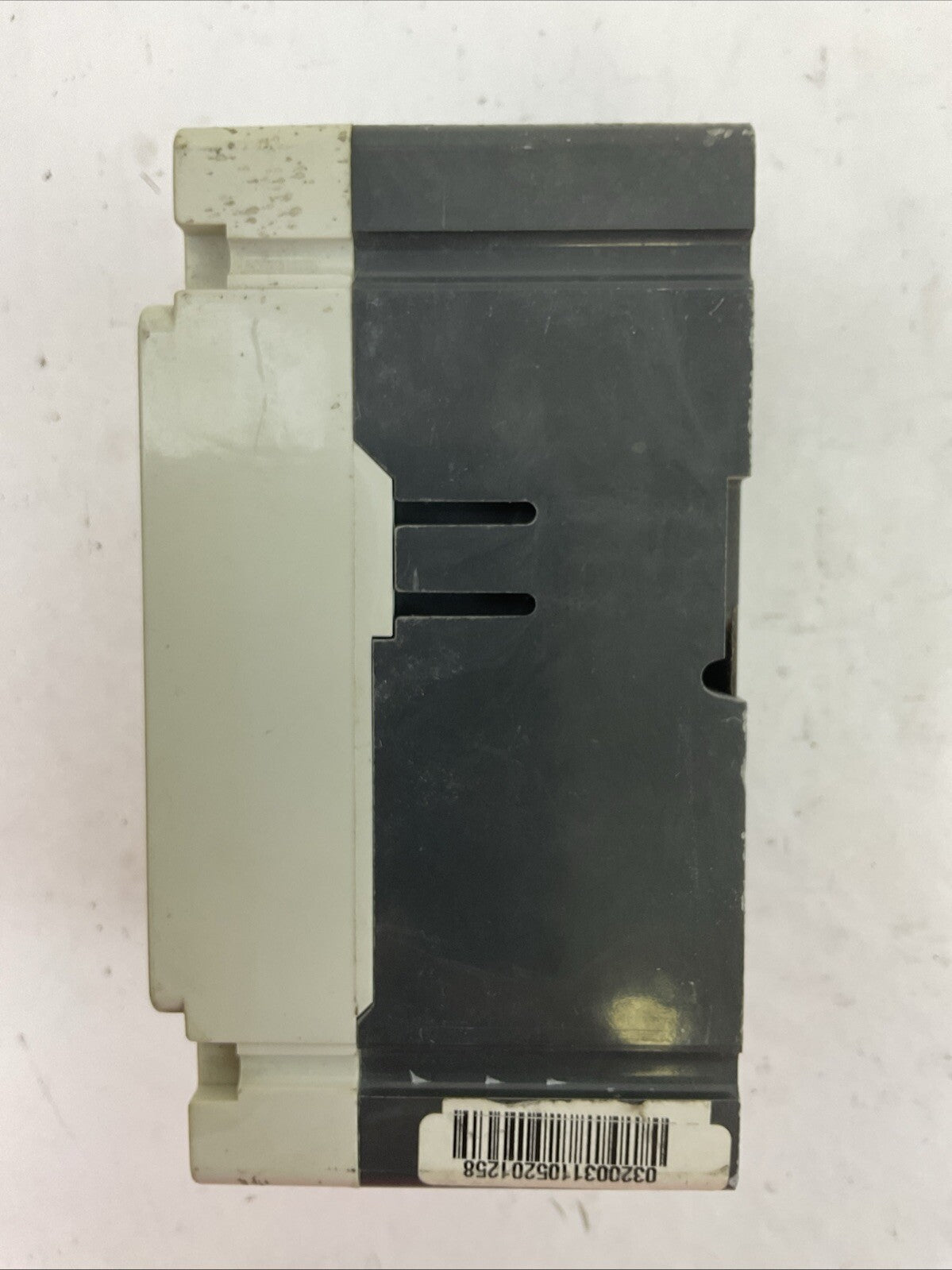 CUTLER HAMMER FD3100L CIRCUIT BREAKER 100AMP 600VAC 250VDC 3POLE FD 35k