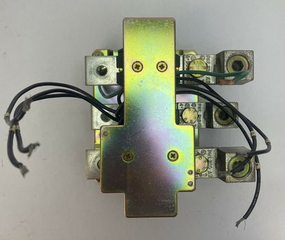 ALLEN BRADLEY 193-B1N6 CURRENT PROTECTOR SER A 96-300A CURRENT RATIO 300/5