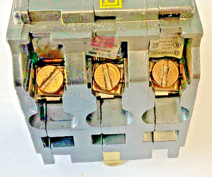 SQUARE D QOM330 CIRCUIT BREAKER 240VAC 22KA 3POLE